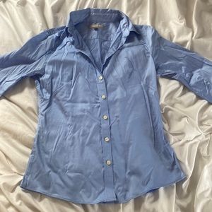 Women’s Banana Republic Non-Iron button down size 4